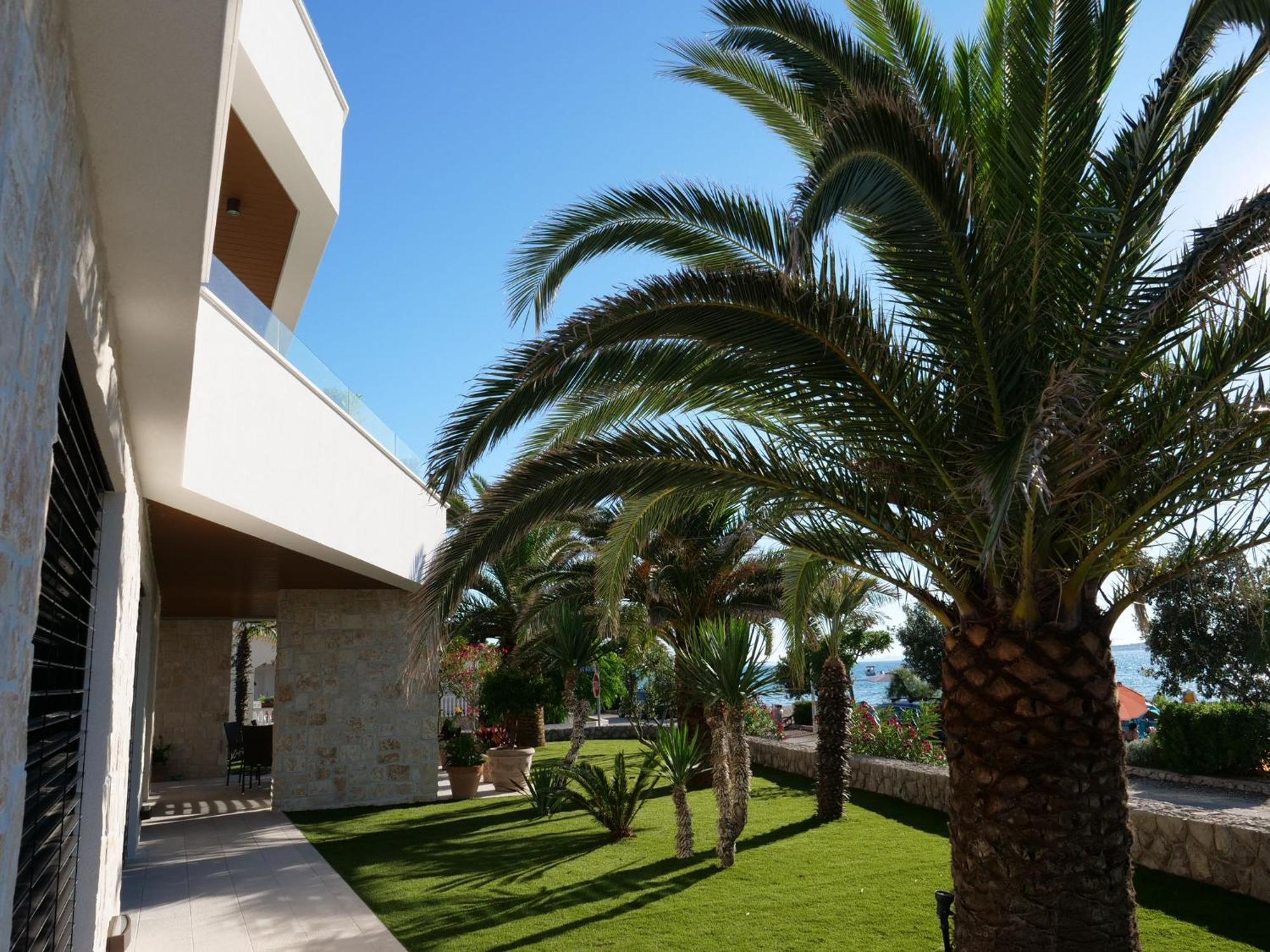 Apartments Dernaj Vir Bagian luar foto